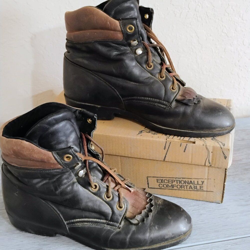 Laredo Vintage Brown Leather Lace Up Kiltie Boots